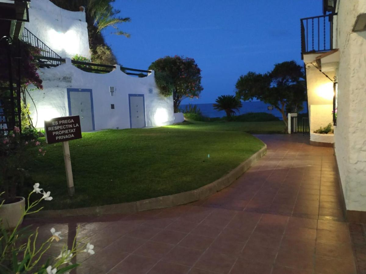 Little Paradise . Apartment In Front Of The Sea Coma-ruga Exteriér fotografie